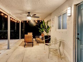 14330 SW 20th St, Davie FL 33325