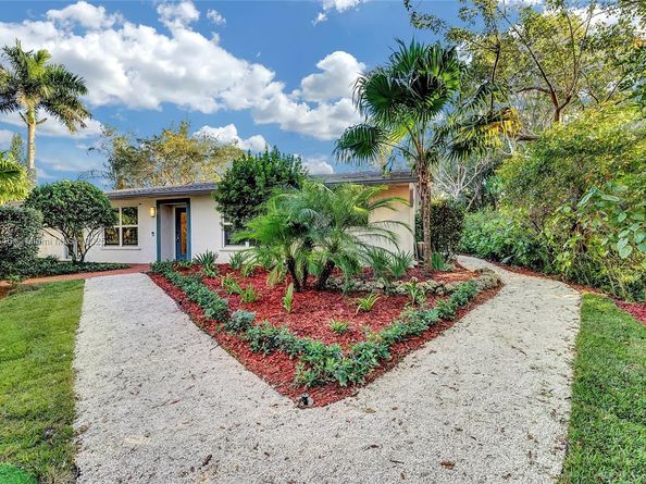 14330 SW 20th St, Davie FL 33325