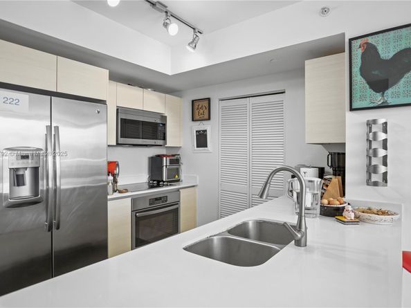 4250 Biscayne Blvd 1418, Miami FL 33137