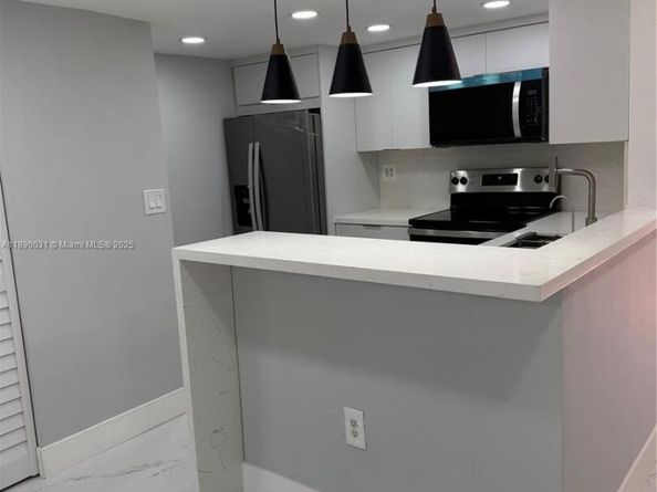 9937 Nob Hill Pl 9937, Sunrise FL 33351