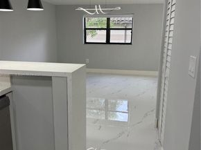 9937 Nob Hill Pl 9937, Sunrise FL 33351