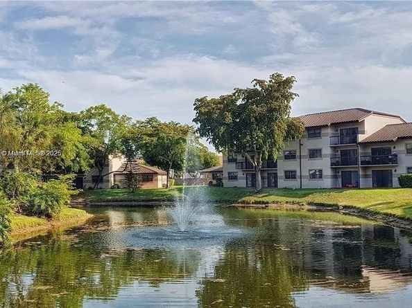 9937 Nob Hill Pl 9937, Sunrise FL 33351