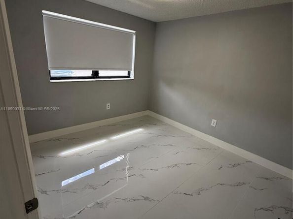 9937 Nob Hill Pl 9937, Sunrise FL 33351