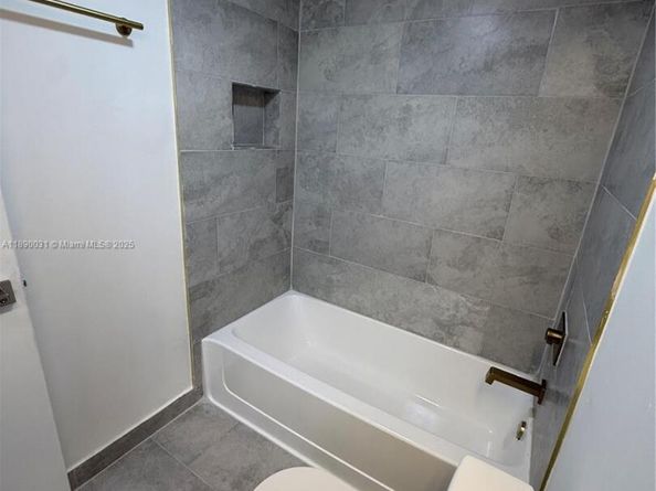 9937 Nob Hill Pl 9937, Sunrise FL 33351