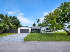 2441 Alcazar Dr, Miramar FL 33023