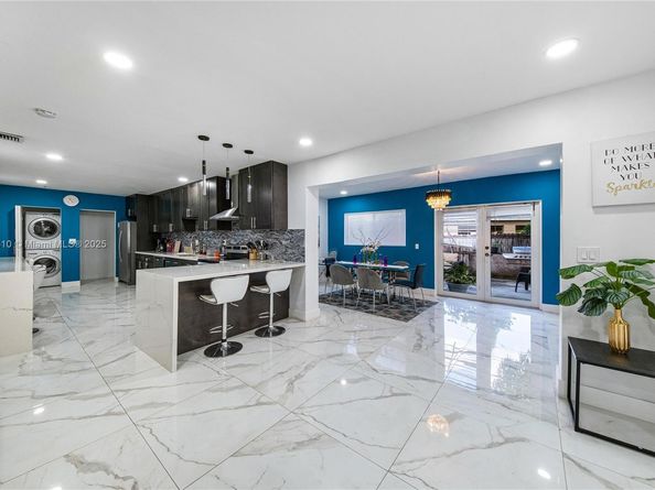 2441 Alcazar Dr, Miramar FL 33023