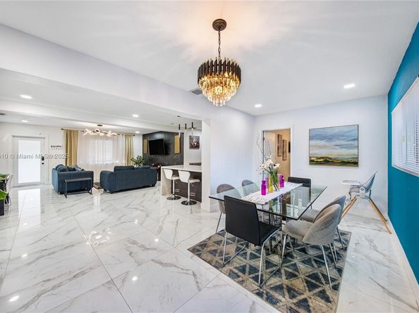 2441 Alcazar Dr, Miramar FL 33023