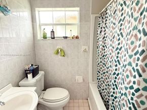 11515 SW 138th Ter, Miami FL 33176