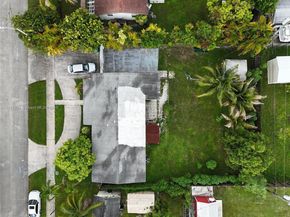 11515 SW 138th Ter, Miami FL 33176