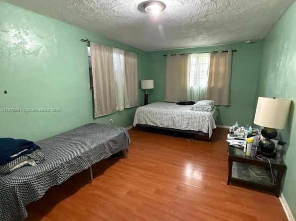 11515 SW 138th Ter, Miami FL 33176