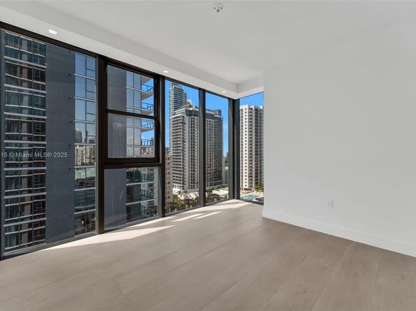 700 NE 24th st 1207, Miami FL 33137
