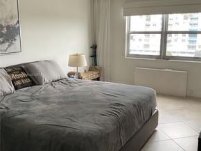 400 Kings Point Dr 623, Sunny Isles Beach FL 33160