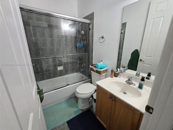 2520 NW 4th St, Boynton Beach FL 33426
