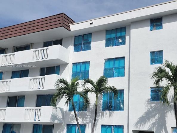 1800 Sans Souci Blvd 115, North Miami FL 33181