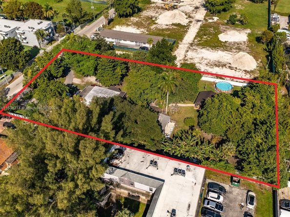 13265 Alexandria Dr, Opa-Locka FL 33054