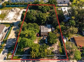 13265 Alexandria Dr, Opa-Locka FL 33054