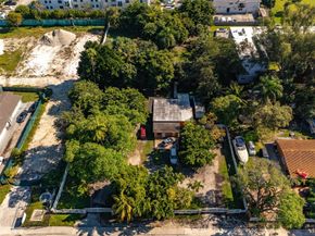 13265 Alexandria Dr, Opa-Locka FL 33054