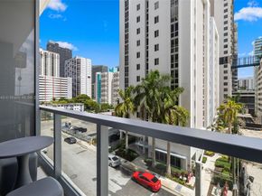239 SW 9th ST 305, Miami FL 33130