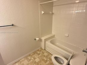 2082 NE 167th St 2104, North Miami Beach FL 33162