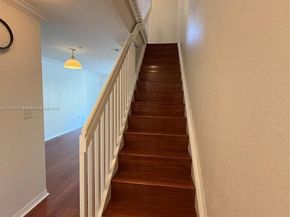 2082 NE 167th St 2104, North Miami Beach FL 33162