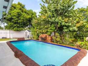 12391 NW 29th Mnr, Sunrise FL 33323