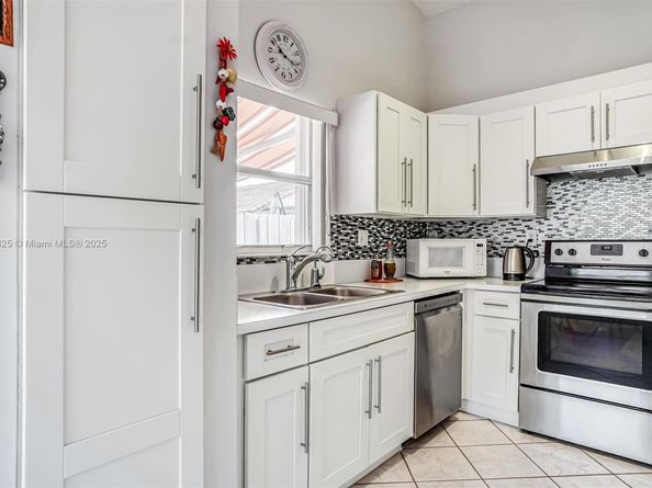 14117 SW 149th Ave, Miami FL 33196