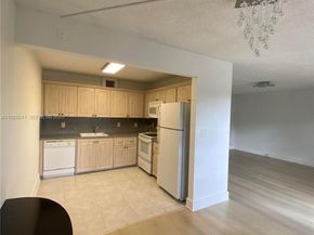 1903 Bermuda Cir D2, Coconut Creek FL 33066