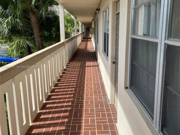 1903 Bermuda Cir D2, Coconut Creek FL 33066