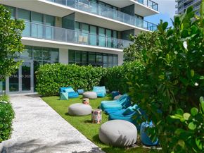 650 NE 32 St 2703, Miami FL 33137