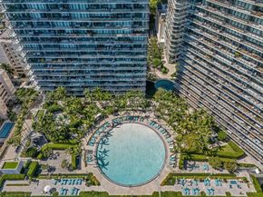 650 NE 32 St 2703, Miami FL 33137