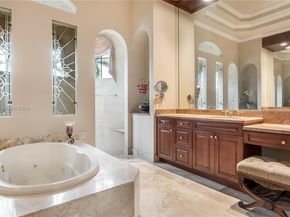 12854 Stonebrook Dr, Davie FL 33330