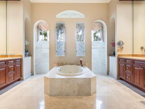 12854 Stonebrook Dr, Davie FL 33330