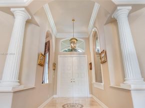 12854 Stonebrook Dr, Davie FL 33330