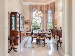 12854 Stonebrook Dr, Davie FL 33330