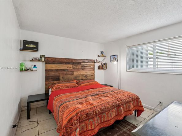 2210 Taylor St 101, Hollywood FL 33020