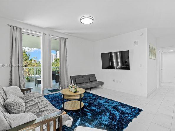 1850 Monroe Street 309, Hollywood FL 33020