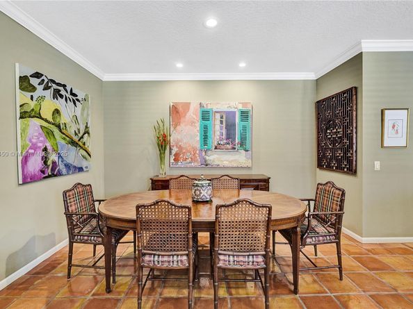 Undisclosed Address #A11857450, Weston FL 33326