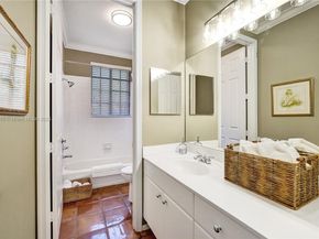 Undisclosed Address #A11857450, Weston FL 33326