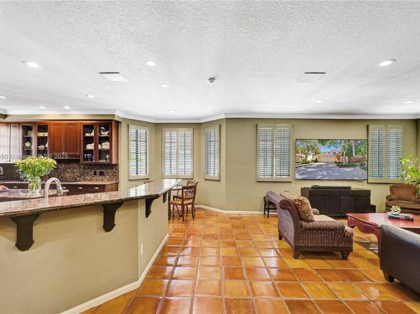 Undisclosed Address #A11857450, Weston FL 33326
