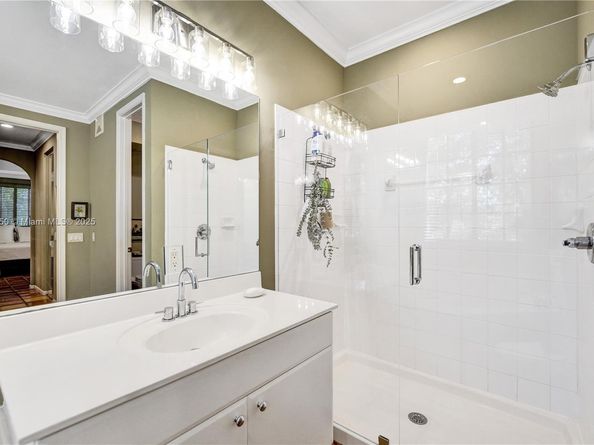 Undisclosed Address #A11857450, Weston FL 33326