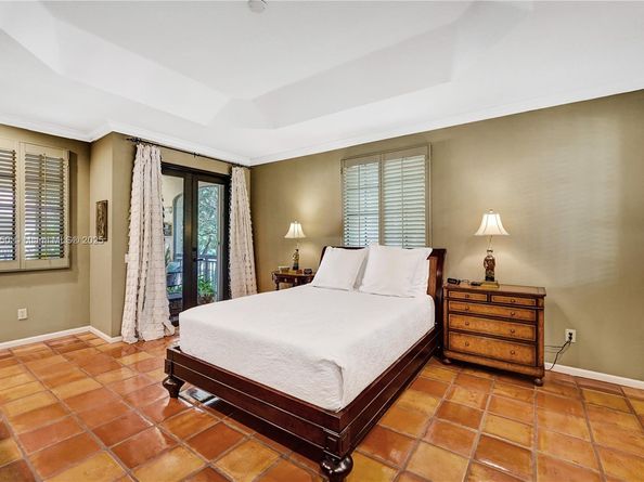 Undisclosed Address #A11857450, Weston FL 33326