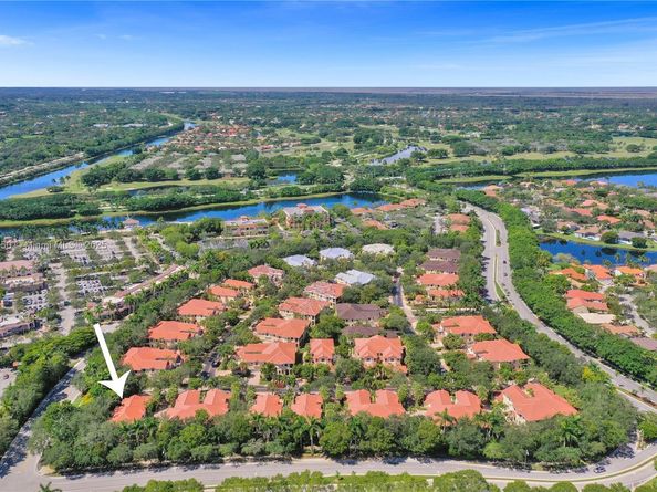 Undisclosed Address #A11857450, Weston FL 33326