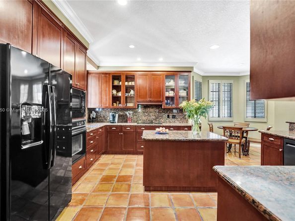 Undisclosed Address #A11857450, Weston FL 33326