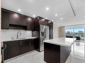 1800 NW 24 ave 1019, Miami FL 33125