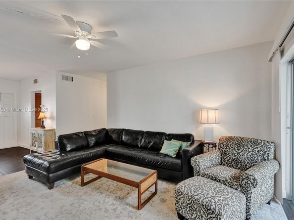 1535 SE 15th St 208, Fort Lauderdale FL 33316