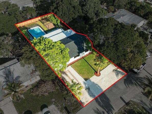 1516 SW 30th Ter, Fort Lauderdale FL 33312