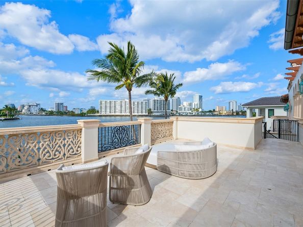 2509 Aqua Vista Blvd, Fort Lauderdale FL 33301
