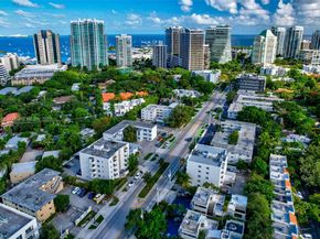3051 SW 27th Ave 402, Miami FL 33133