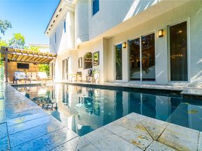 2752 Brickell Ct, Miami FL 33129