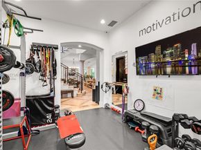 2752 Brickell Ct, Miami FL 33129